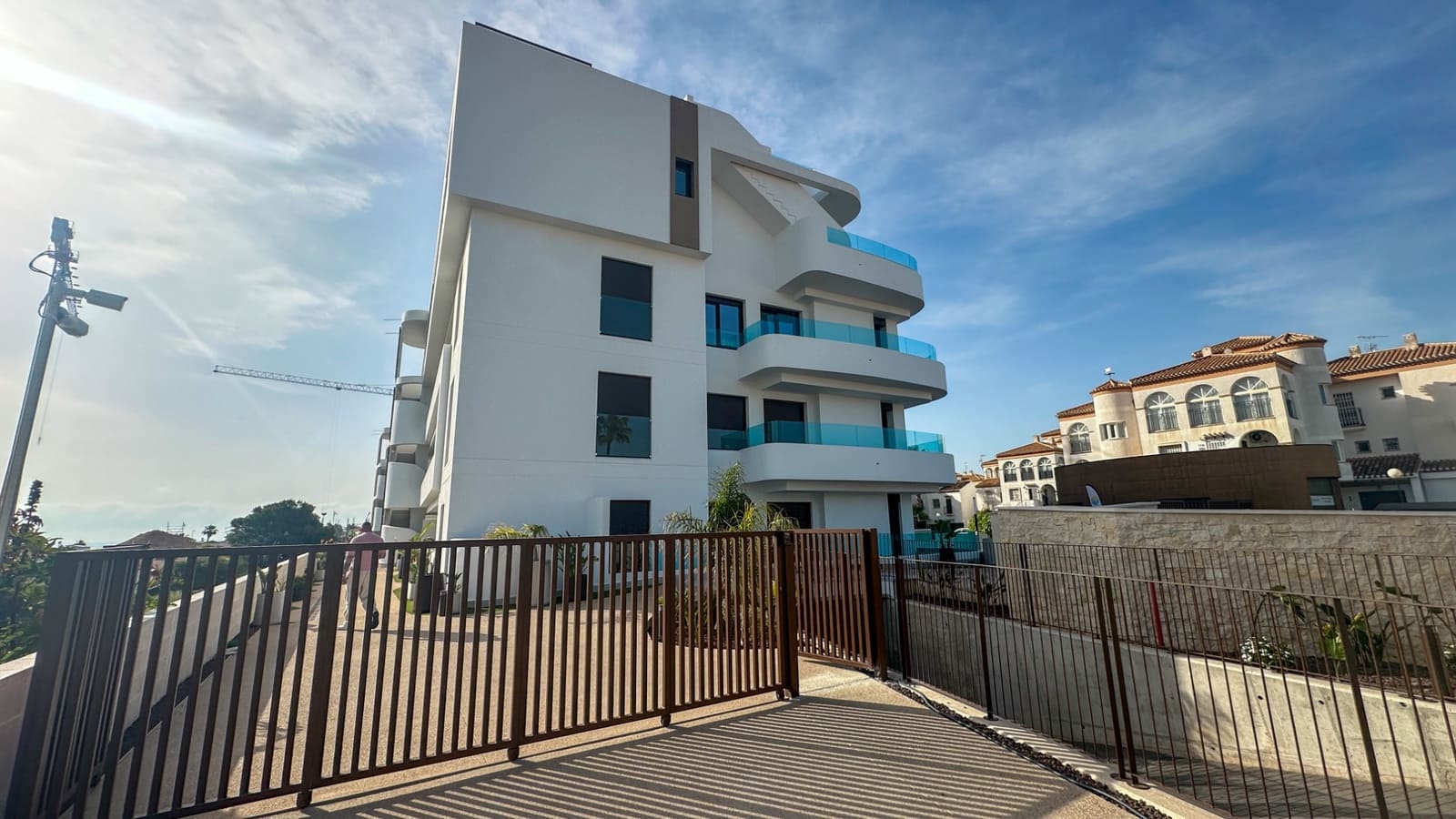 2 Zimmer Strandapartment zu verkaufen in Playa Flamenca mit Pool - 399.000 € (Ref: 9806127)
