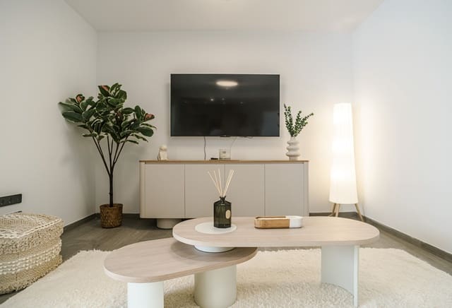 3 Zimmer Apartment zu verkaufen in Algorfa mit Pool Garage - 355.000 € (Ref: 9806136)