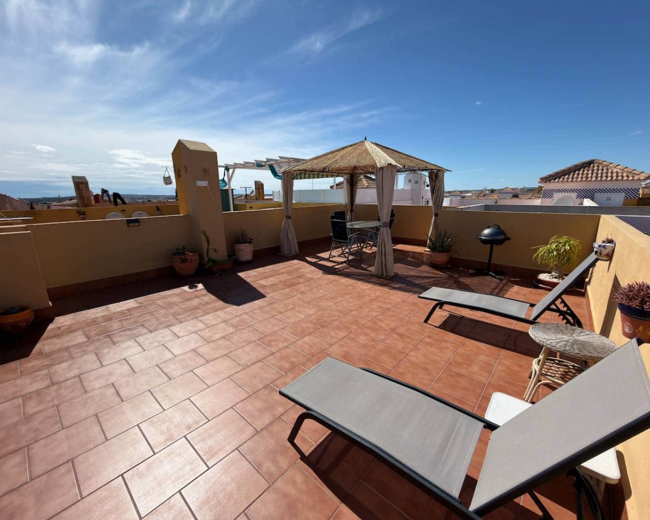 2 slaapkamer Appartement te koop in Los Montesinos met zwembad - € 145.000 (Ref: 9806141)