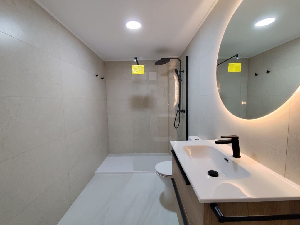 3 slaapkamer Appartement te koop in Torrevieja - € 198.000 (Ref: 9807672)