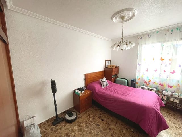 Apartamento de 4 habitaciones en Ciudad Quesada, Rojales en venta con piscina - 145.000 € (Ref: 9807673)