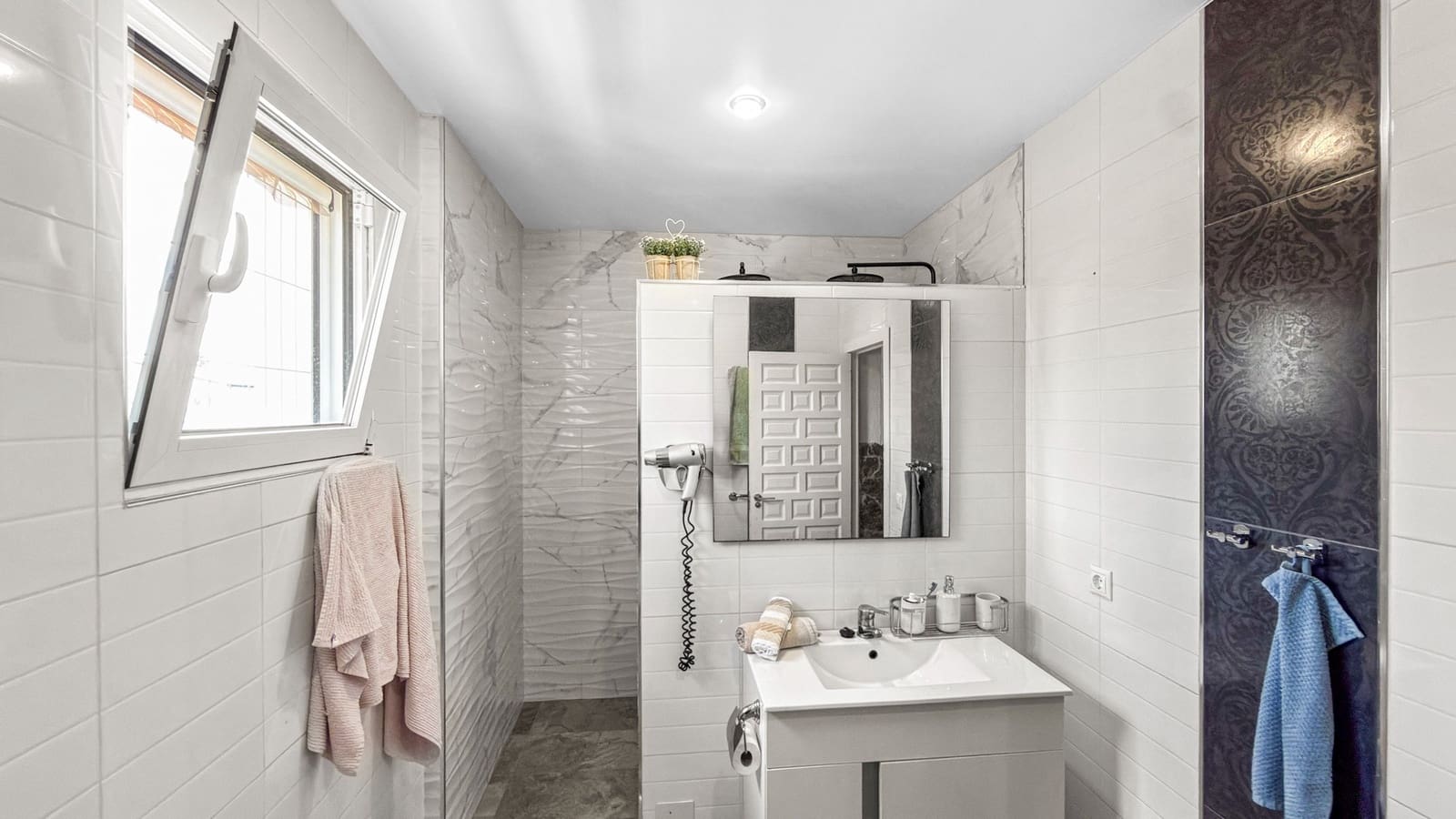 7 Zimmer Villa zu verkaufen in Ciudad Quesada mit Pool - 1.299.000 € (Ref: 9811254)