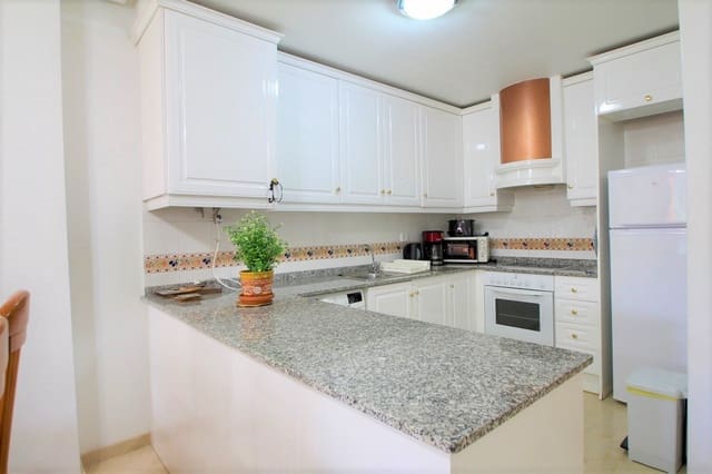 2 Zimmer Apartment zu verkaufen in Villamartin, Orihuela - 199.000 € (Ref: 9811263)