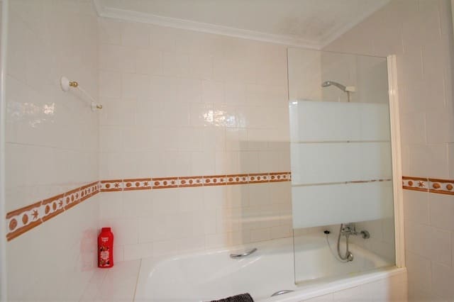 2 Zimmer Apartment zu verkaufen in Villamartin, Orihuela - 199.000 € (Ref: 9811263)