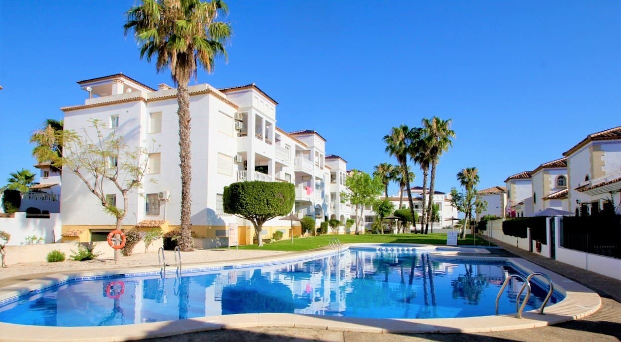 2 Zimmer Apartment zu verkaufen in Villamartin mit Pool - 199.000 € (Ref: 9811263)