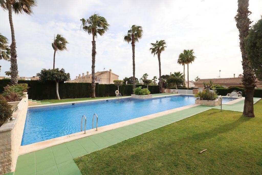 2 soveværelse Lejlighed til salg i Dona Pepa med swimmingpool - € 179.900 (Ref: 9811267)
