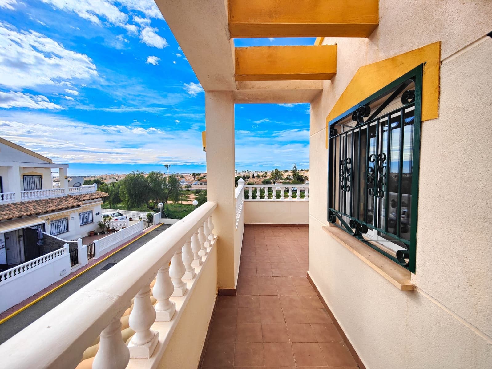 3 chambre Maison de Ville à vendre à La Florida avec piscine - 235 000 € (Ref: 9815574)