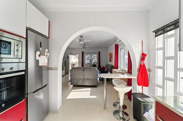 2 slaapkamer Villa te koop in Benijófar met zwembad - € 299.000 (Ref: 9815576)
