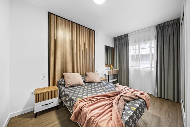 2 chambre Appartement de Plage à vendre à Centro, Torrevieja avec piscine - 173 000 € (Ref: 9815587)