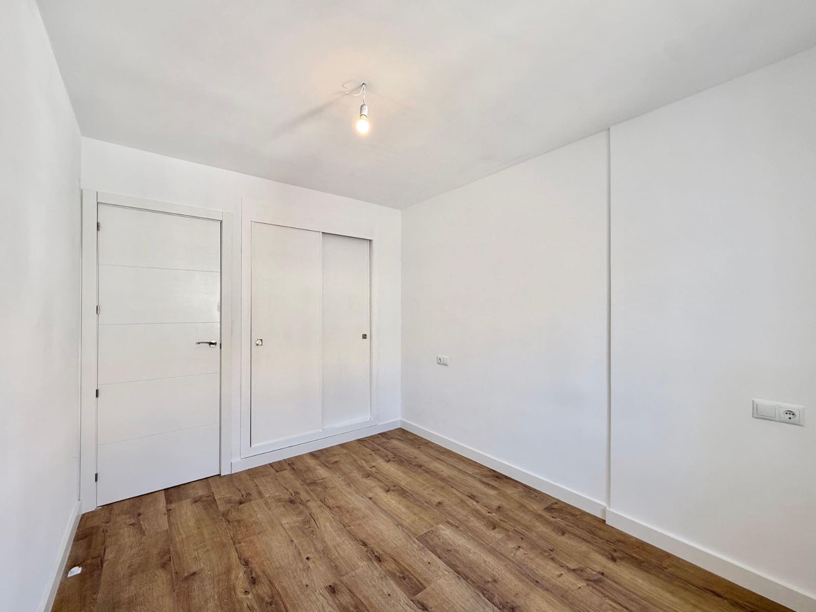 2 slaapkamer Huis te koop in Torrevieja met zwembad - € 173.000 (Ref: 9819350)
