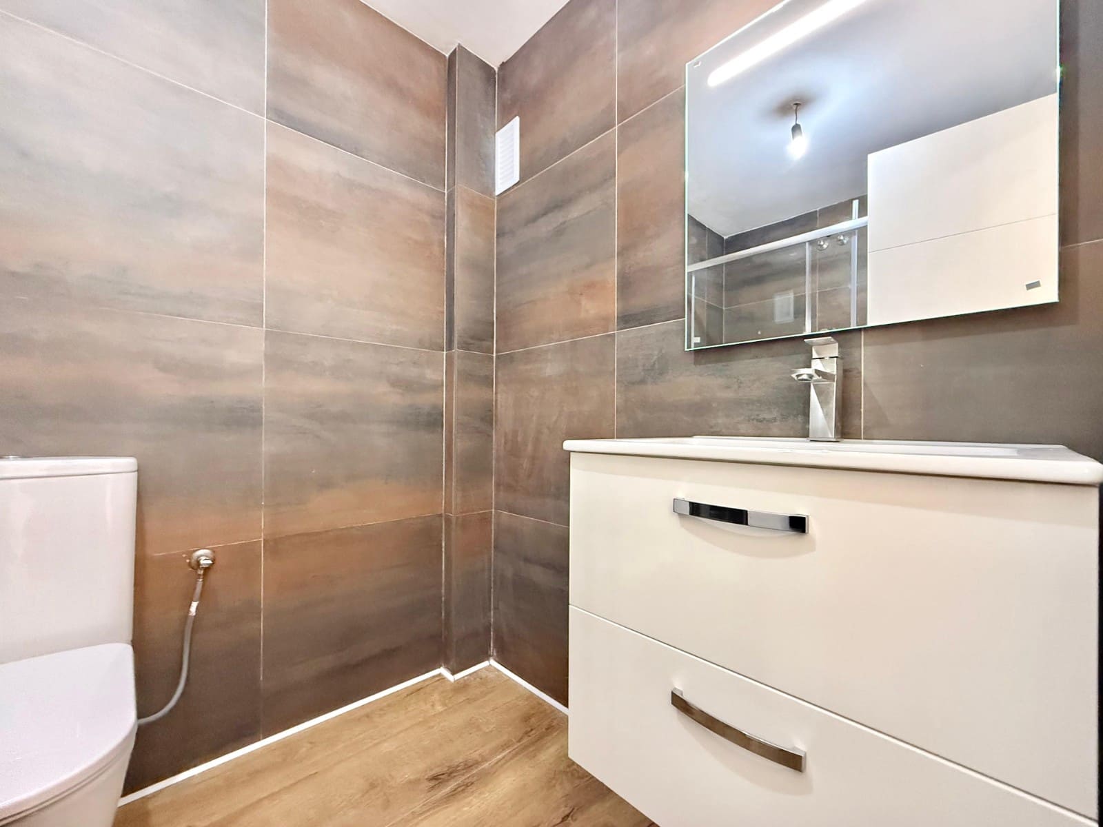 2 slaapkamer Huis te koop in Torrevieja met zwembad - € 173.000 (Ref: 9819350)