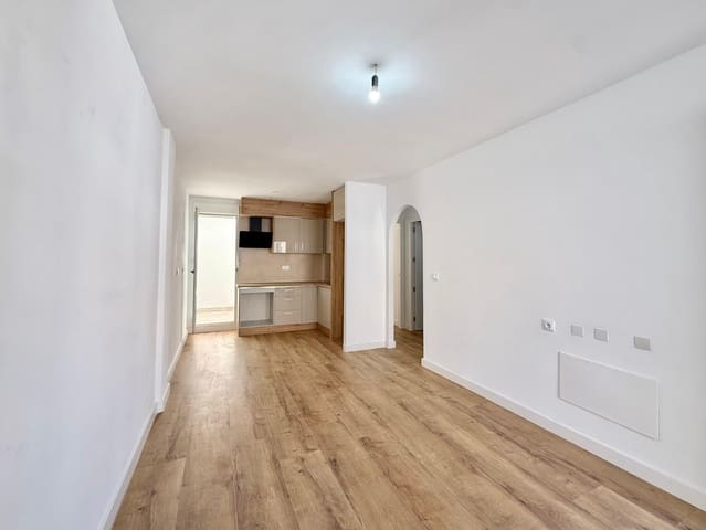 Casa de 2 habitaciones en Parque de las Naciones, Torrevieja en venta con piscina - 173.000 € (Ref: 9819350)