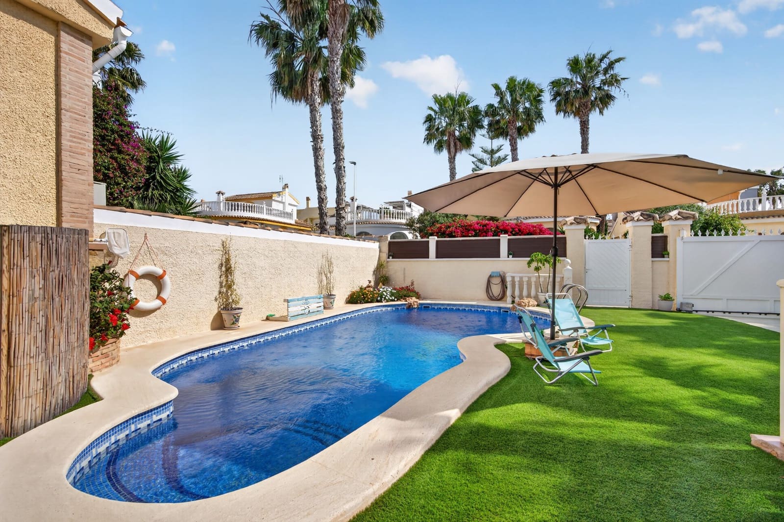 6 sovrum Villa till salu i Gran Alacant med pool garage - 550 000 € (Ref: 9819351)