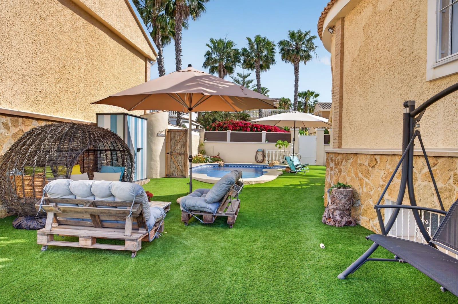 6 sovrum Villa till salu i Gran Alacant med pool garage - 550 000 € (Ref: 9819351)