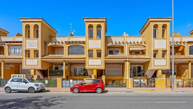 2 sovrum Lägenhet till salu i Daya Nueva med pool - 135 000 € (Ref: 9819357)