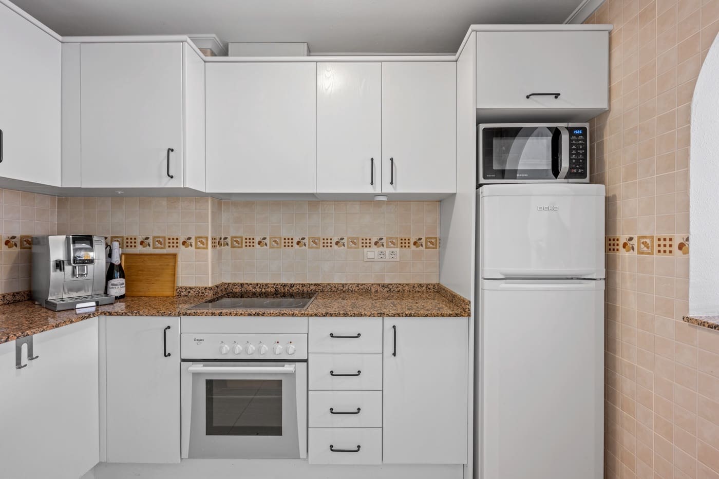 2 sovrum Lägenhet till salu i Daya Nueva med pool - 135 000 € (Ref: 9819357)