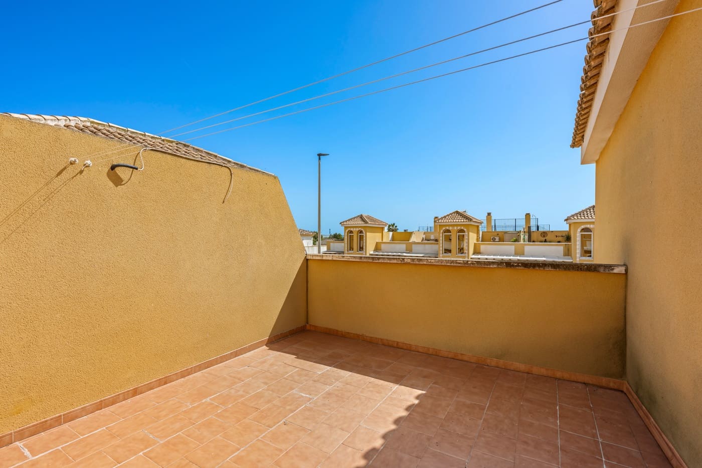 2 sovrum Lägenhet till salu i Daya Nueva med pool - 135 000 € (Ref: 9819357)