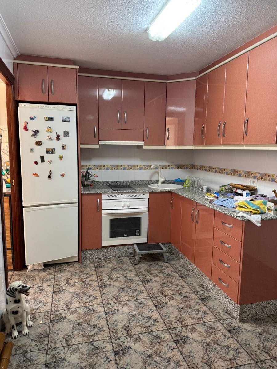 3 bedroom Penthouse for sale in Guardamar del Segura - € 129,000 (Ref: 9819360)