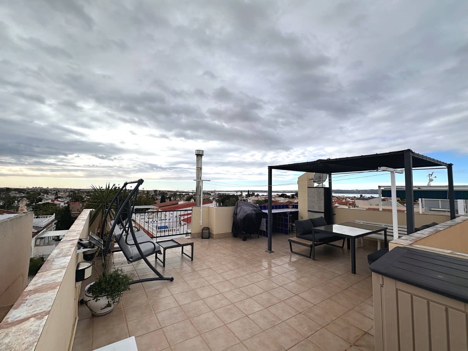 2 slaapkamer Appartement te koop in San Luis met zwembad - € 147.000 (Ref: 9819364)