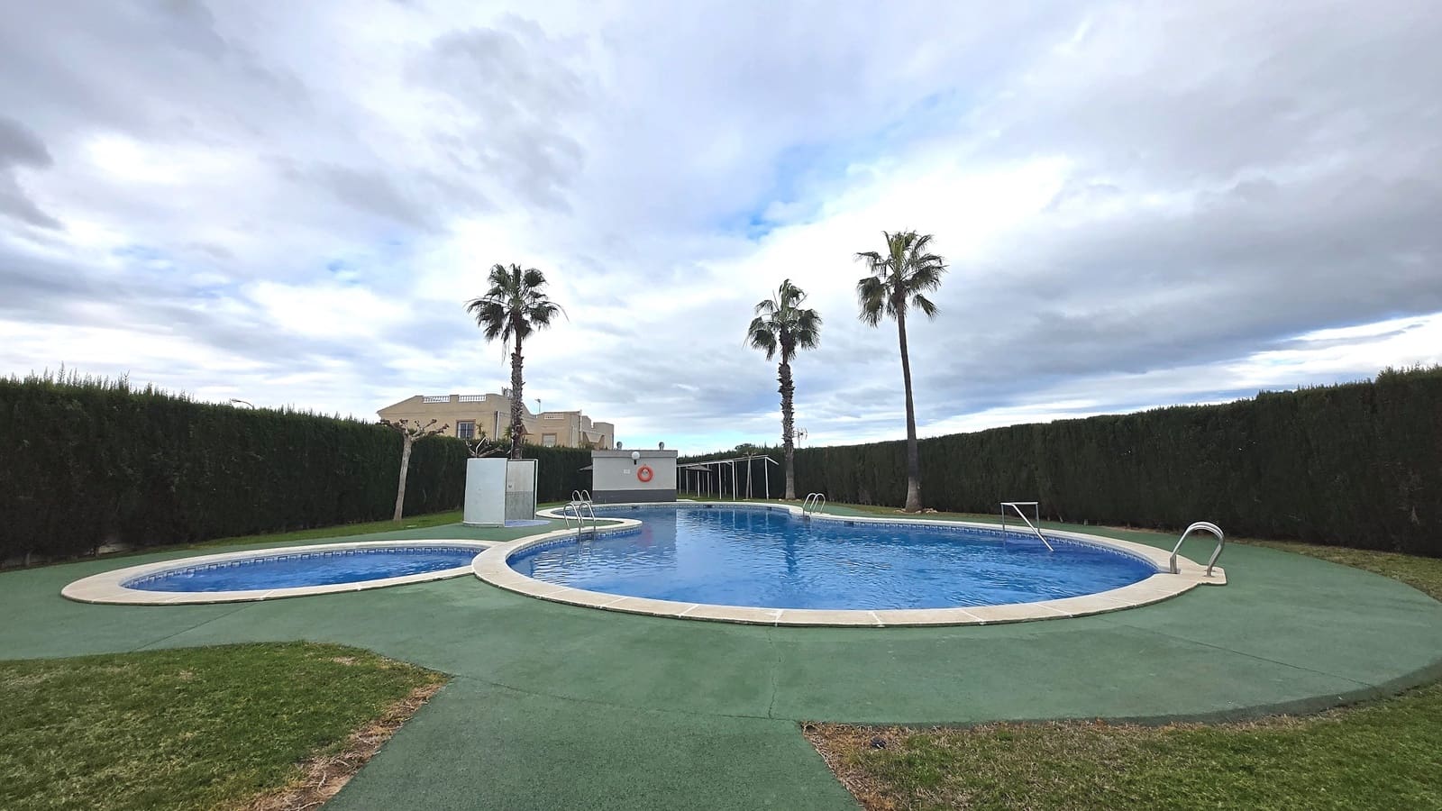 2 slaapkamer Appartement te koop in San Luis met zwembad - € 147.000 (Ref: 9819364)