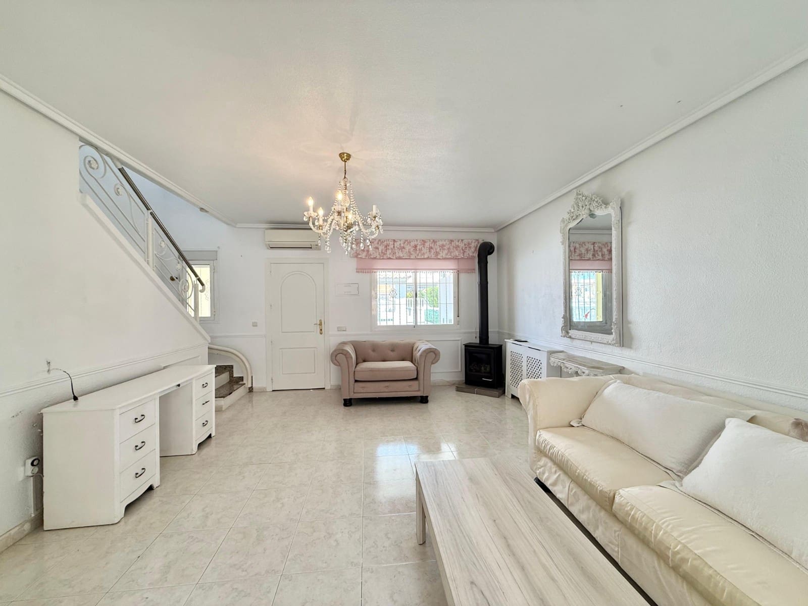 2 quarto Casa em Banda para venda em Benijofar com piscina - 189 000 € (Ref: 9821200)