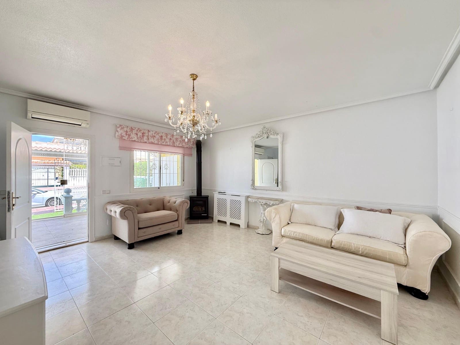 2 quarto Casa em Banda para venda em Benijofar com piscina - 189 000 € (Ref: 9821200)