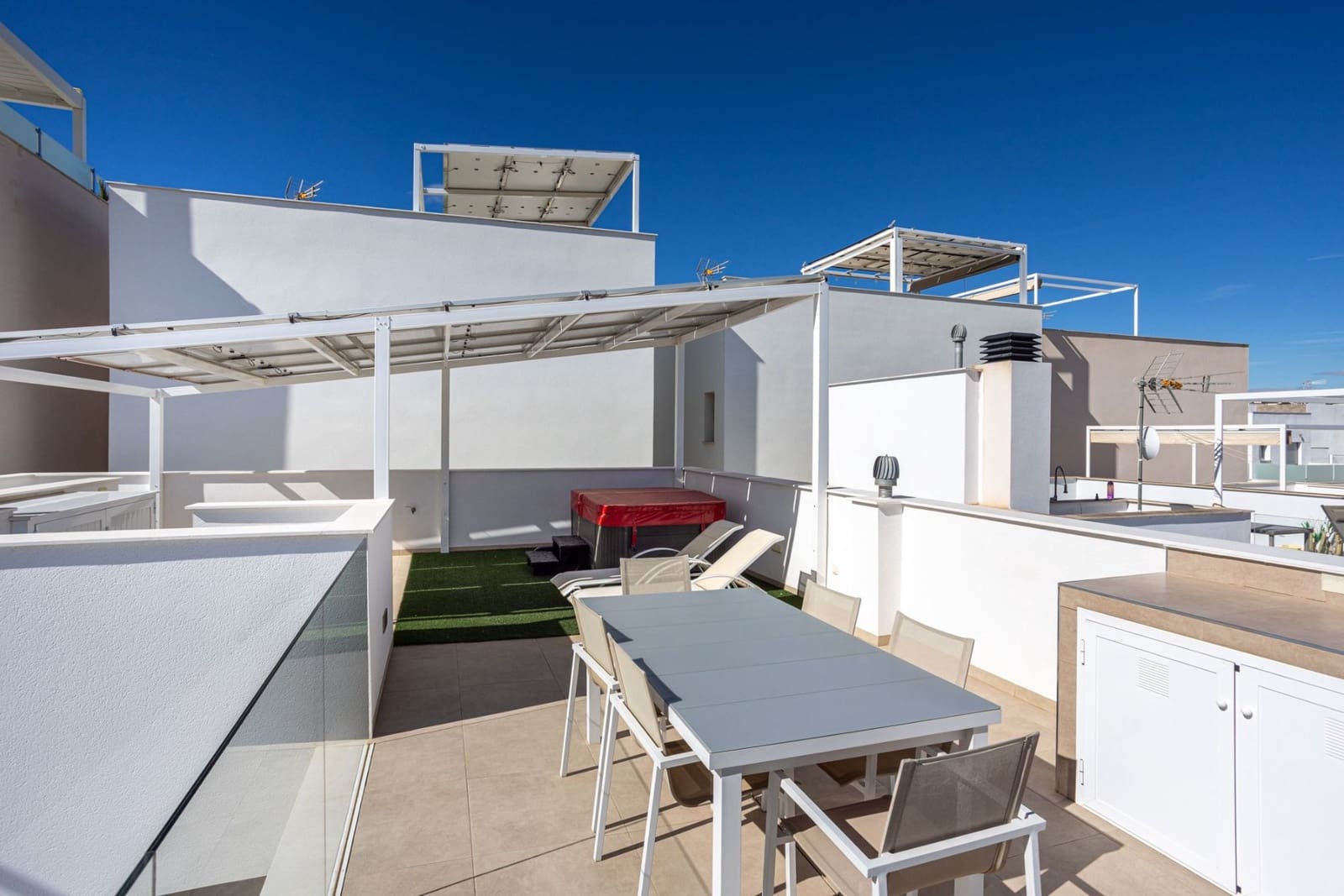 3 Zimmer Villa zu verkaufen in Benijofar mit Pool - 429.000 € (Ref: 9821201)