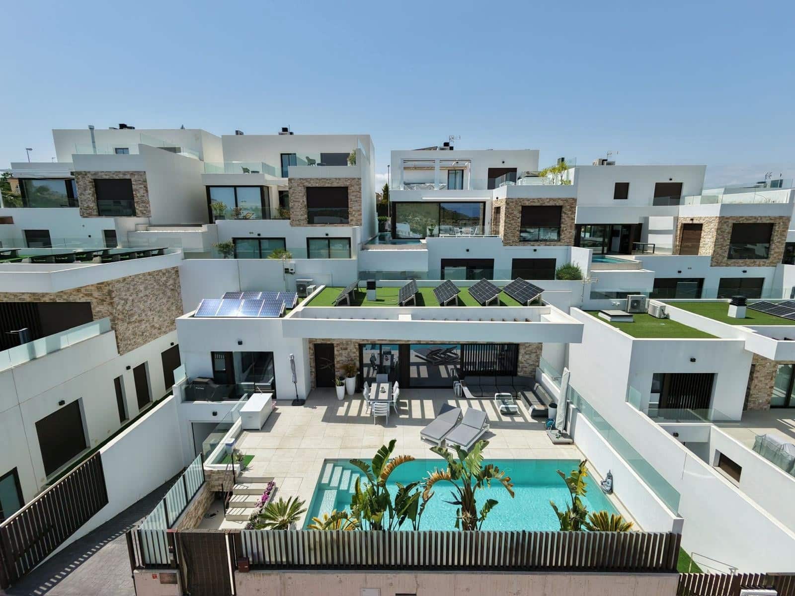 4 quarto Moradia para venda em Rojales com piscina garagem - 750 000 € (Ref: 9821202)