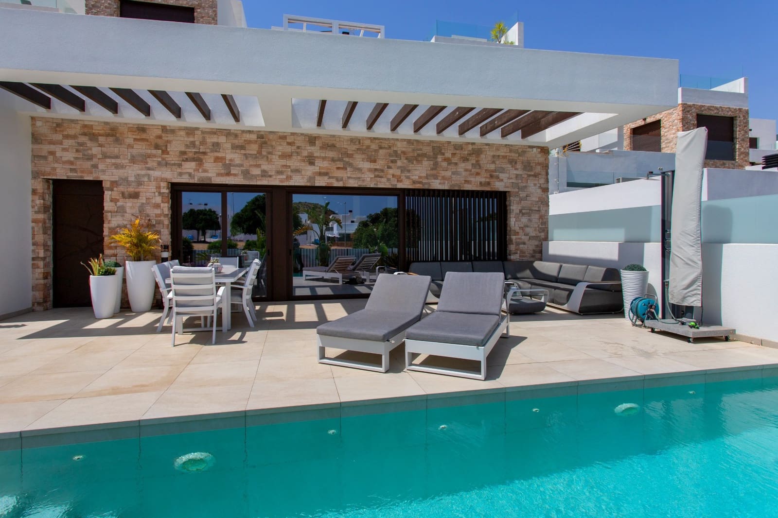 4 quarto Moradia para venda em Rojales com piscina garagem - 750 000 € (Ref: 9821202)