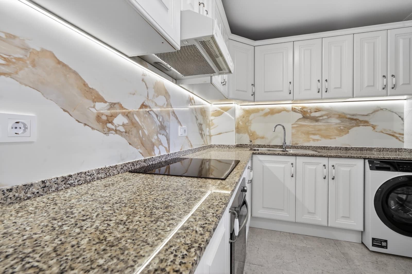 2 sovrum Lägenhet till salu i Campoamor med pool garage - 239 000 € (Ref: 9821219)