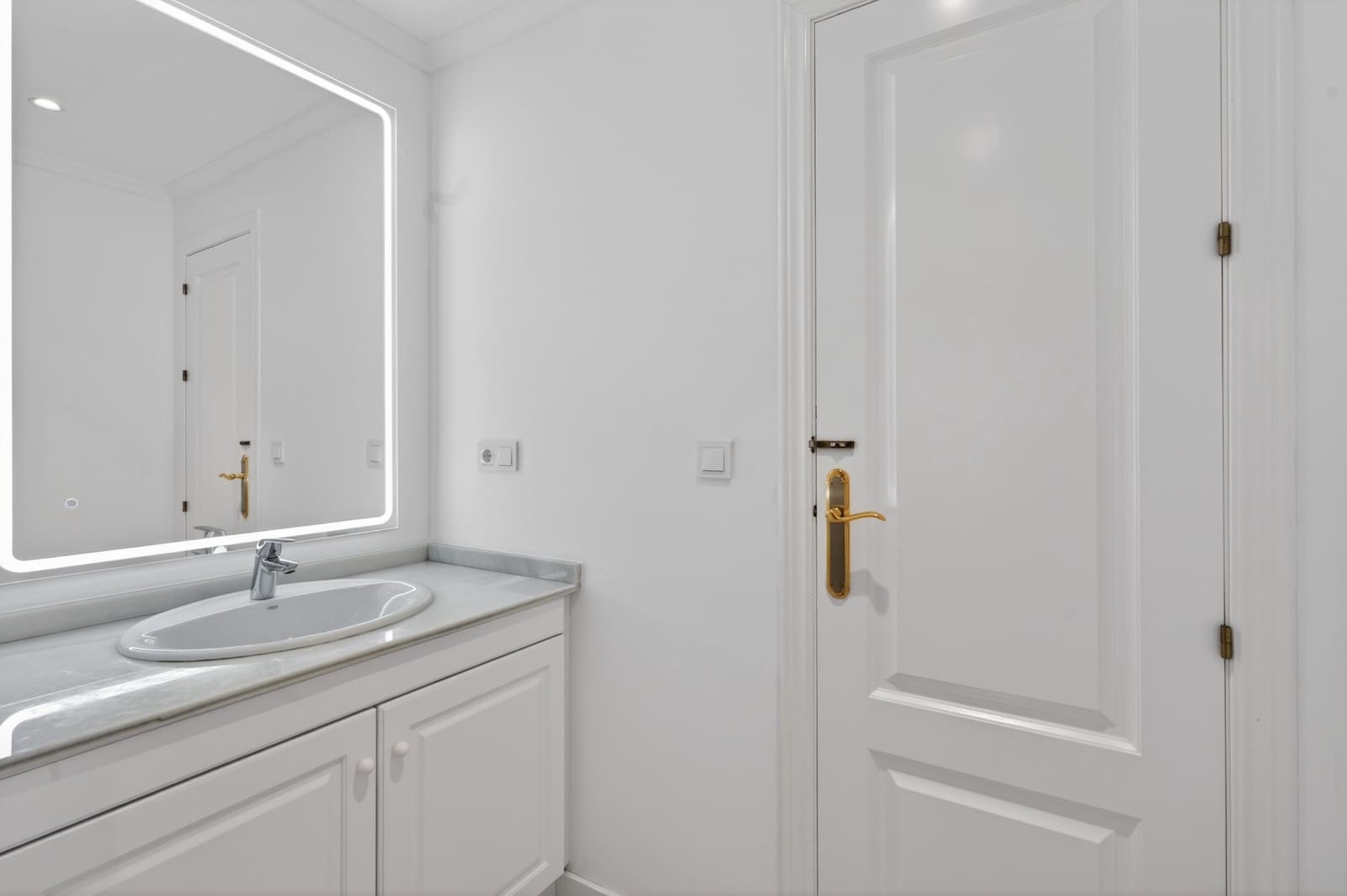 2 sovrum Lägenhet till salu i Campoamor med pool garage - 239 000 € (Ref: 9821219)