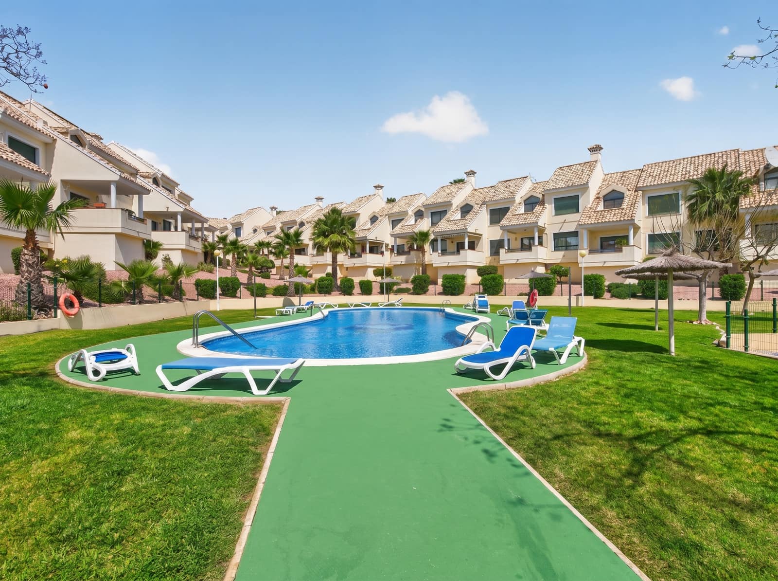 2 sovrum Lägenhet till salu i Campoamor med pool garage - 239 000 € (Ref: 9821219)