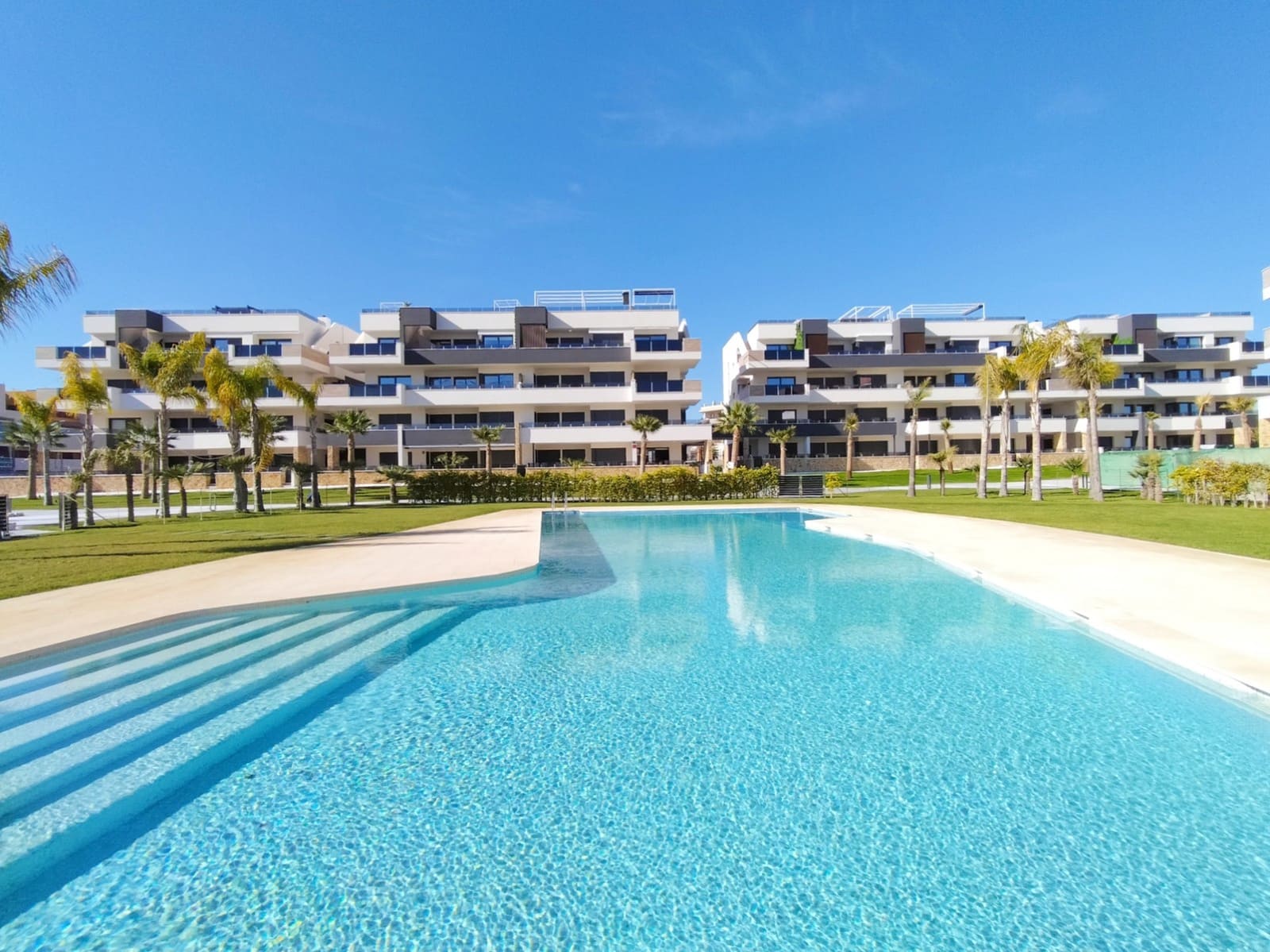 2 camera da letto Attico in vendita in Playa Flamenca con piscina garage - 595.000 € (Rif: 9821221)