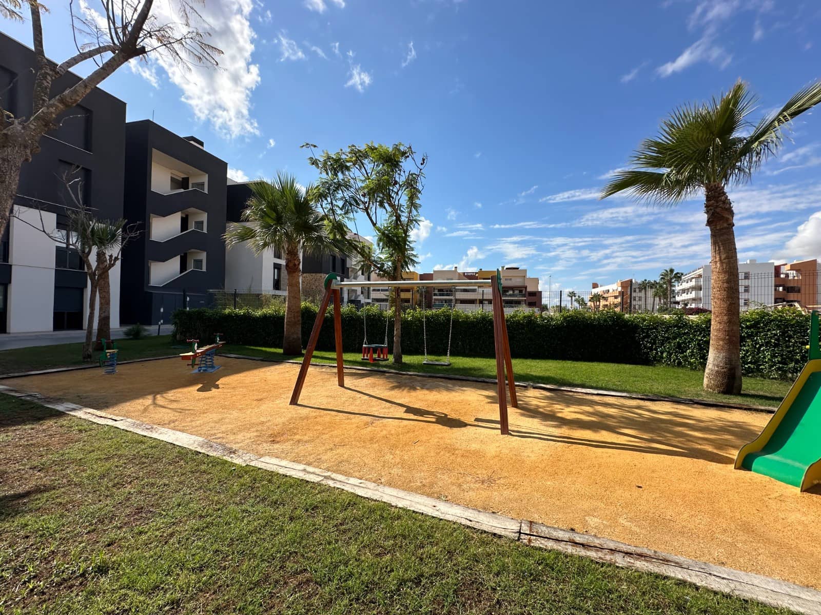 2 camera da letto Attico in vendita in Playa Flamenca con piscina garage - 595.000 € (Rif: 9821221)