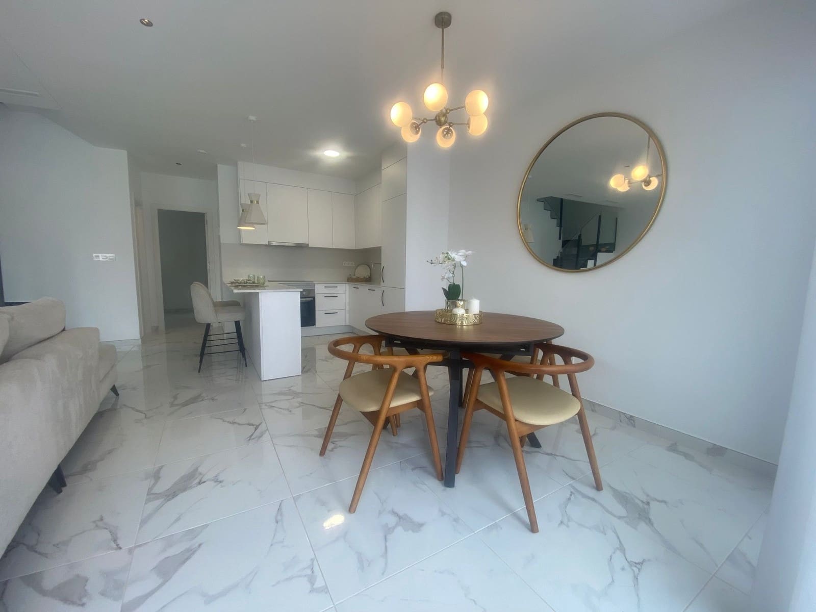 Adosado de 3 habitaciones en Rojales en venta con piscina - 352.900 € (Ref: 9821605)