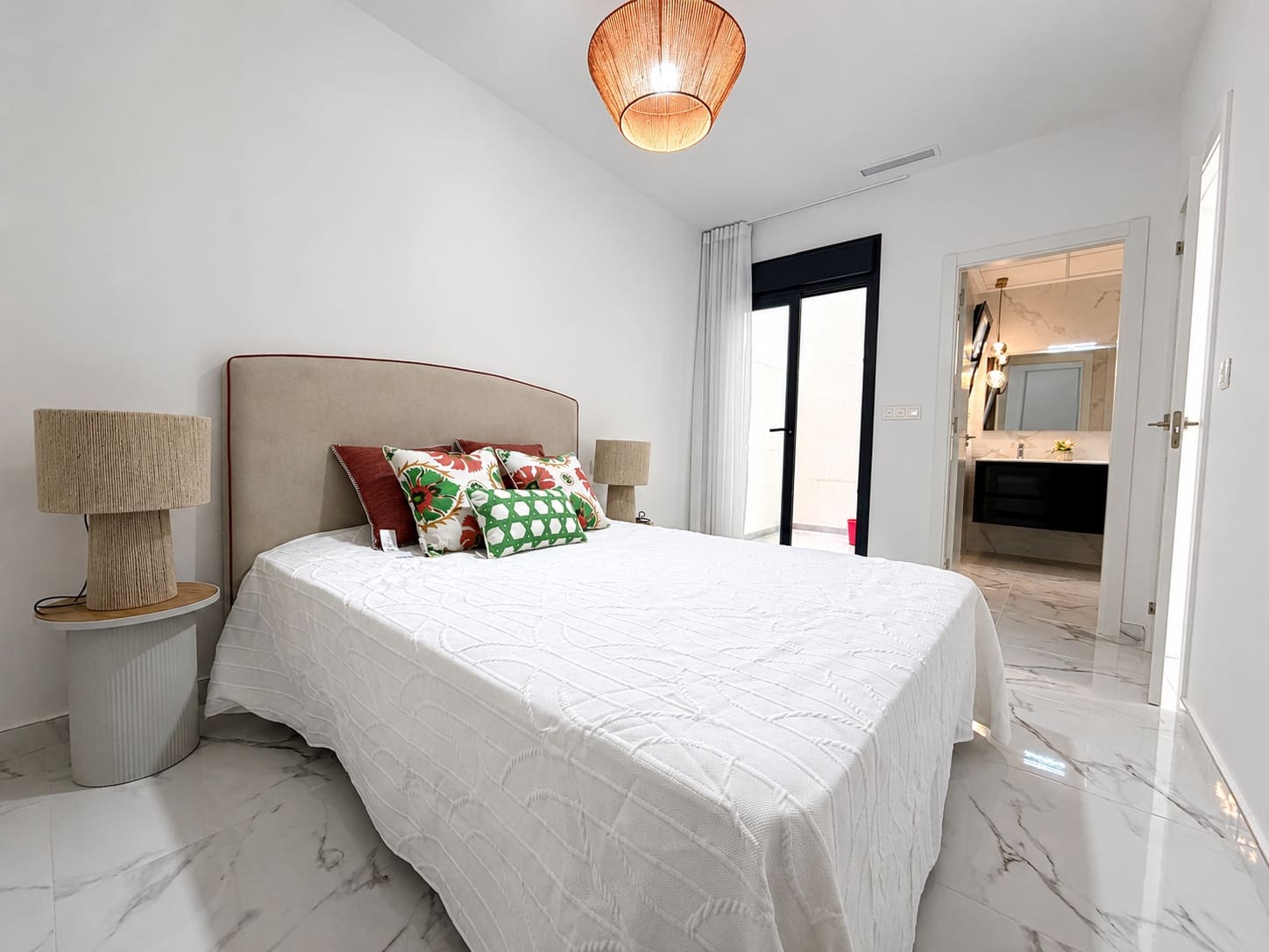 4 bedroom Terraced Villa for sale in Rojales with pool - € 389,900 (Ref: 9821605)