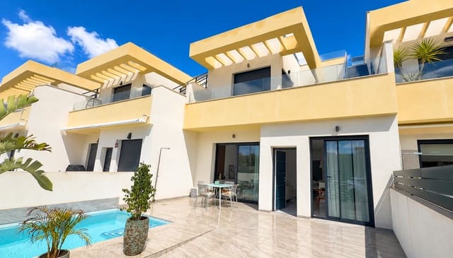 4 soveværelse Rækkehus til salg i Rojales med swimmingpool - € 389.900 (Ref: 9821605)