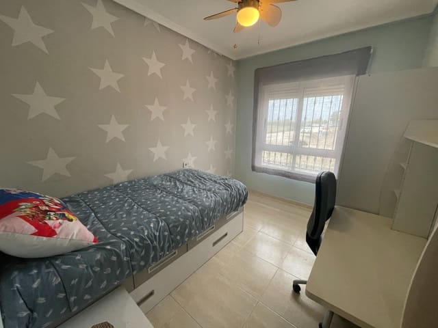 2 quarto Apartamento para venda em Almoradí com piscina - 127 000 € (Ref: 9821607)