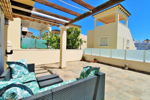 3 soveværelse Byhus til salg i Villamartin, Orihuela med swimmingpool - € 219.000 (Ref: 9835219)