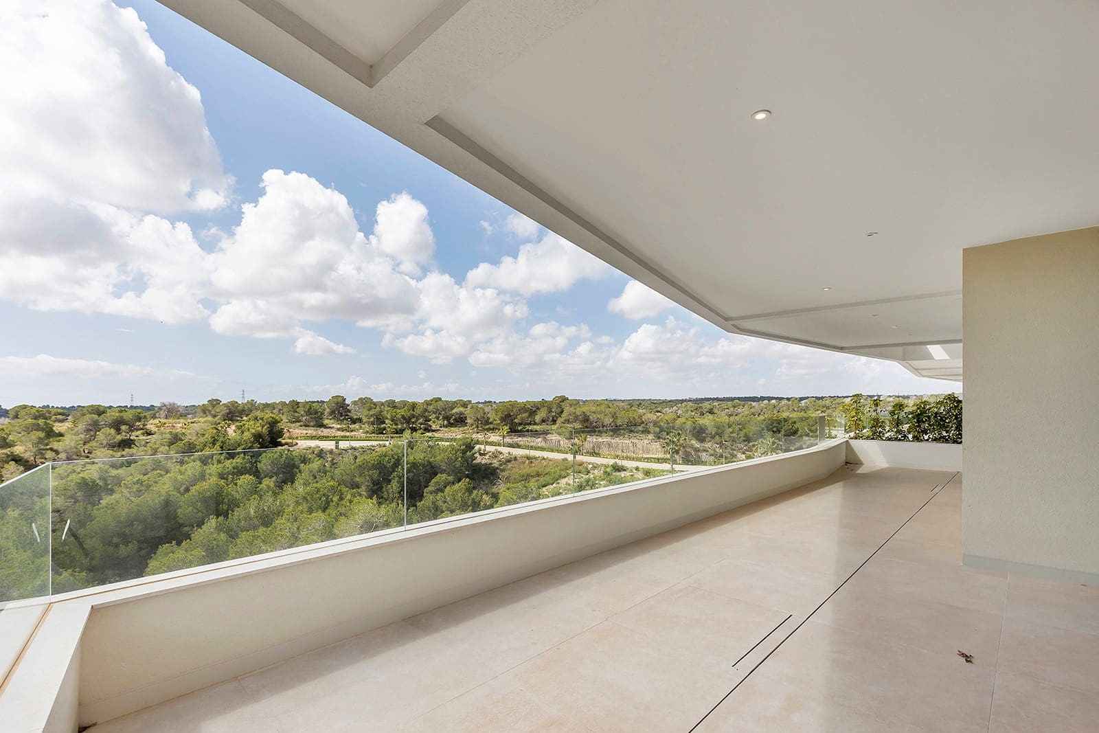 3 Zimmer Apartment zu verkaufen in Las Colinas Golf mit Pool Garage - 849.000 € (Ref: 9835237)