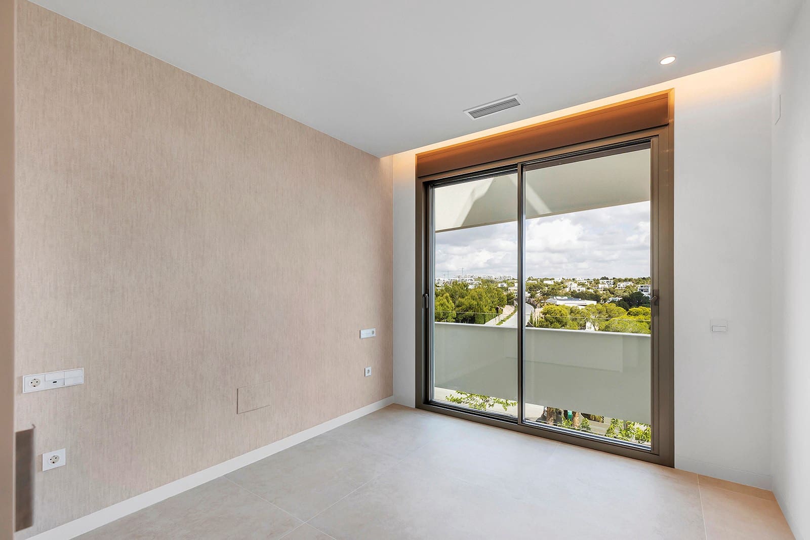 3 Zimmer Apartment zu verkaufen in Las Colinas Golf mit Pool Garage - 849.000 € (Ref: 9835237)