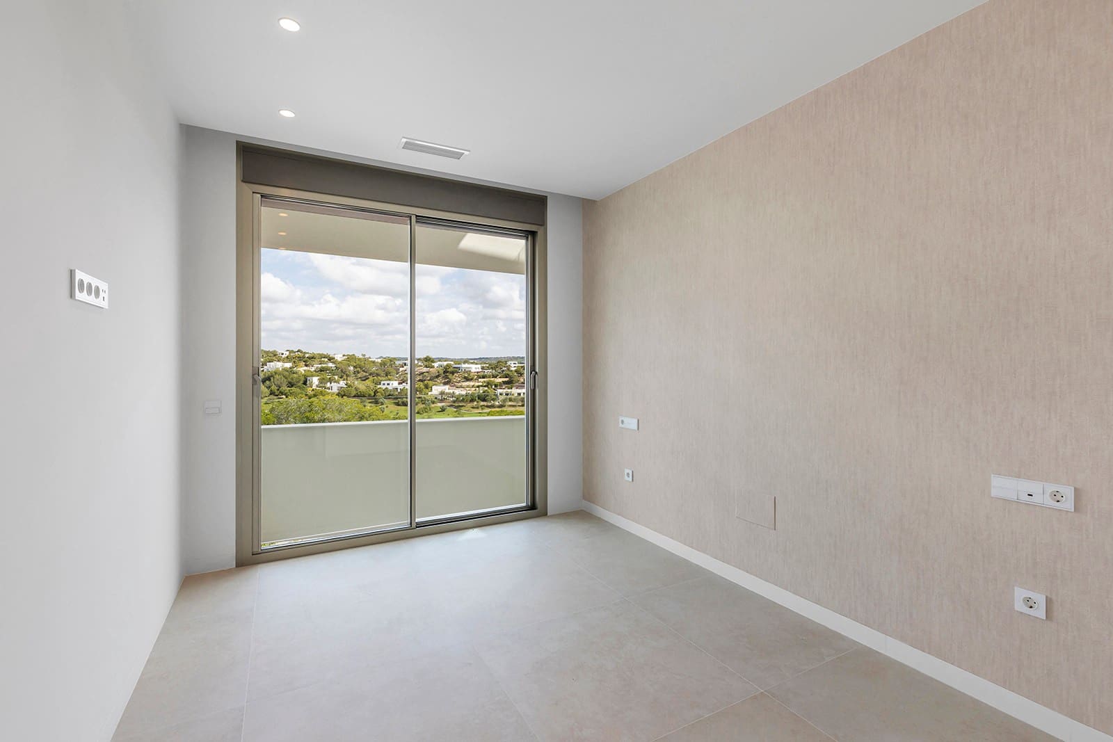 3 Zimmer Apartment zu verkaufen in Las Colinas Golf mit Pool Garage - 849.000 € (Ref: 9835237)