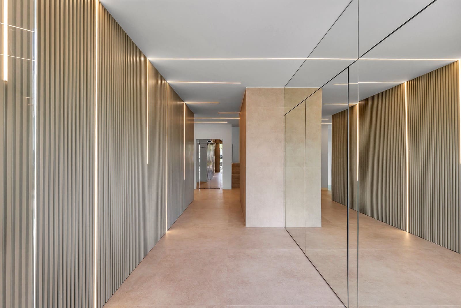 3 Zimmer Apartment zu verkaufen in Las Colinas Golf mit Pool Garage - 849.000 € (Ref: 9835237)