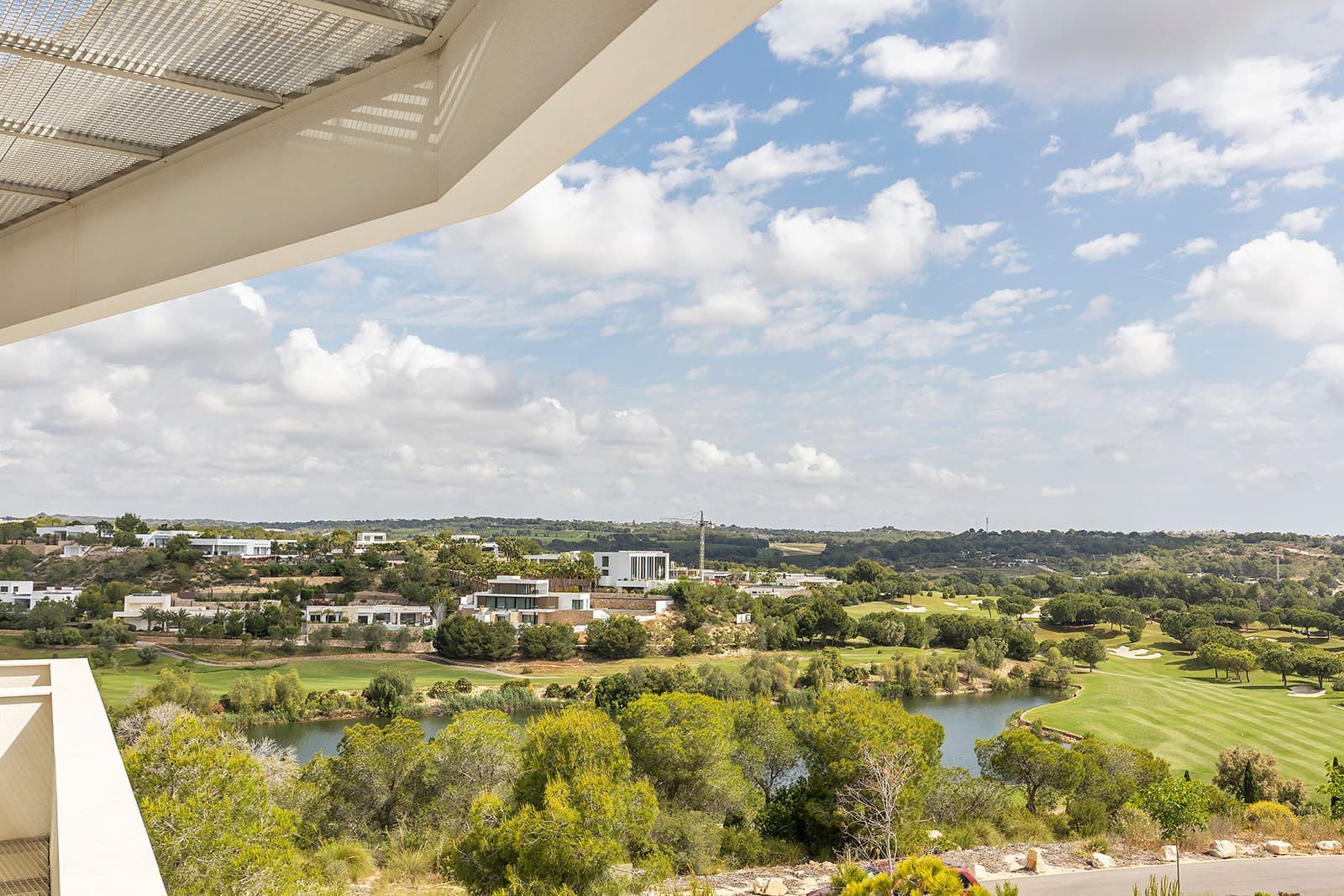 3 Zimmer Apartment zu verkaufen in Las Colinas Golf mit Pool Garage - 849.000 € (Ref: 9835237)