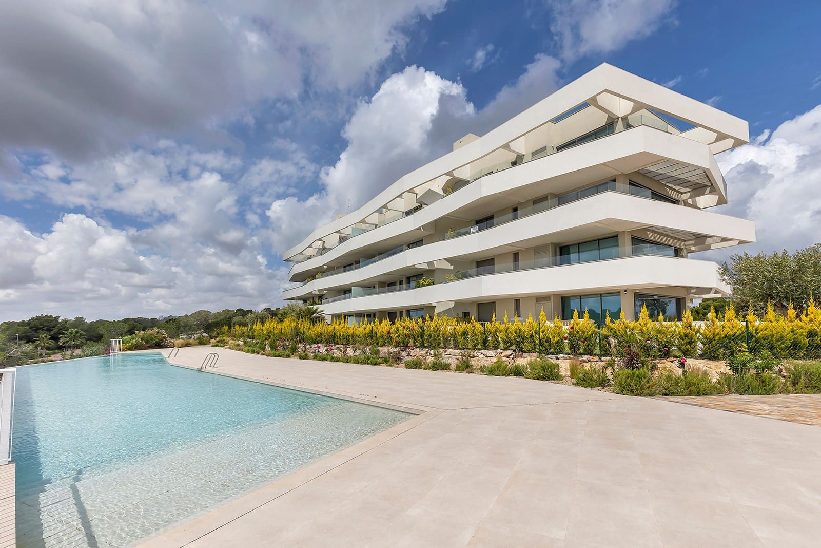 3 Zimmer Apartment zu verkaufen in Las Colinas Golf mit Pool Garage - 849.000 € (Ref: 9835237)