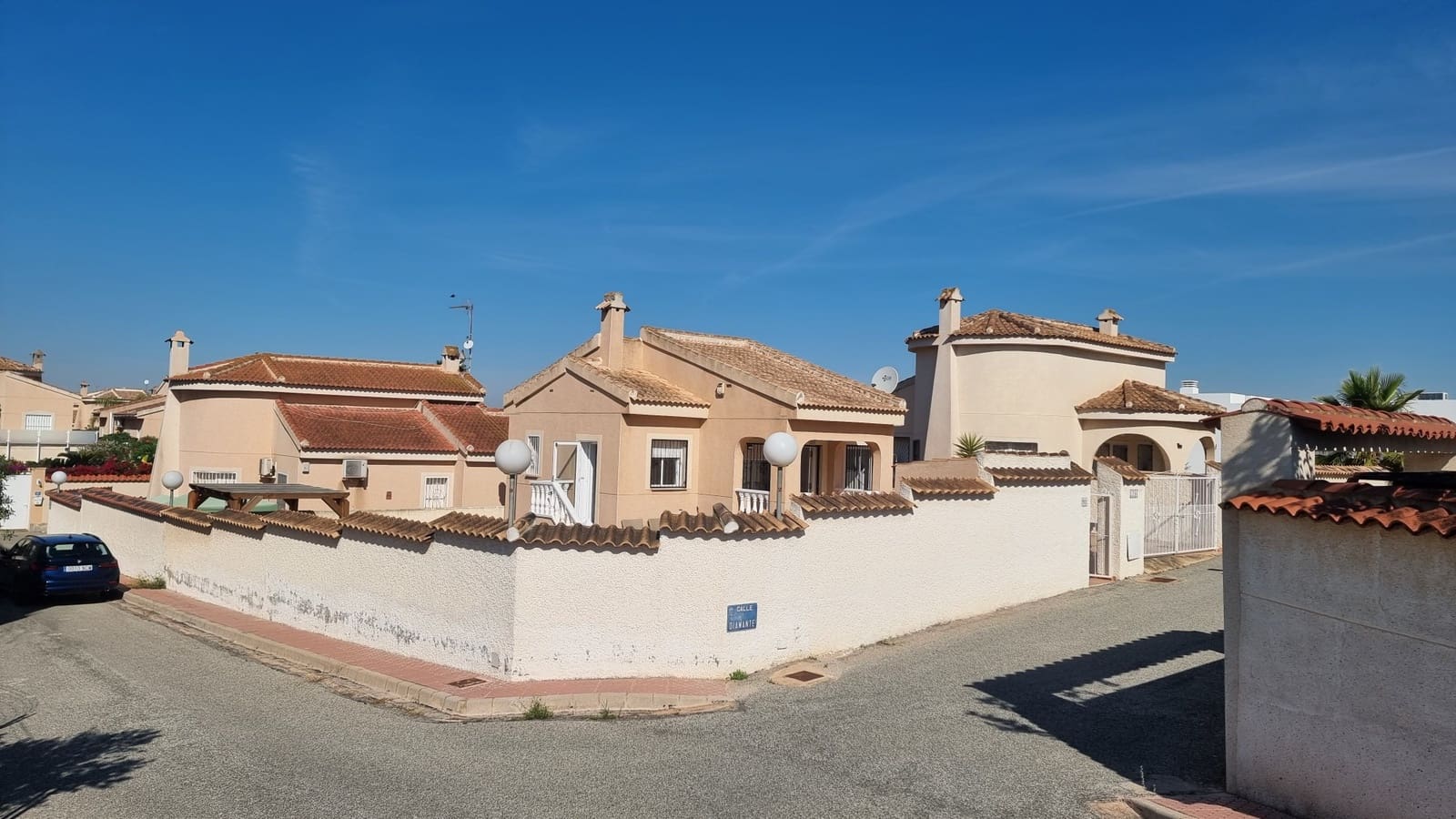 2 bedroom Villa for sale in Ciudad Quesada with pool - € 285,000 (Ref: 9844909)