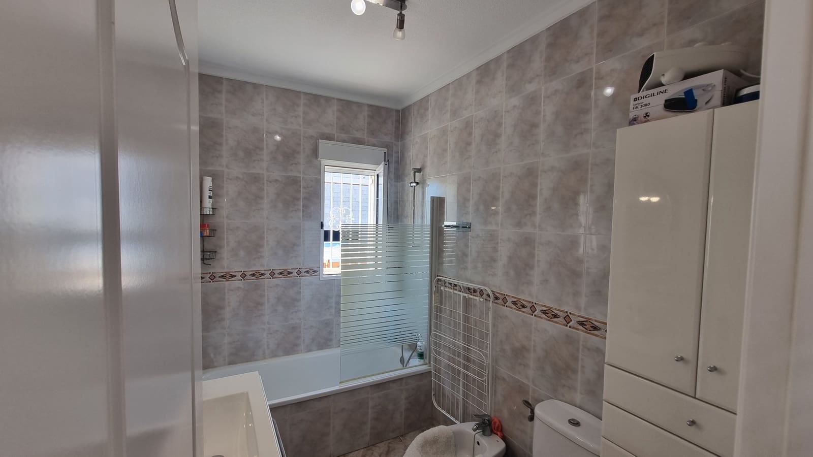 2 bedroom Villa for sale in Ciudad Quesada with pool - € 285,000 (Ref: 9844909)