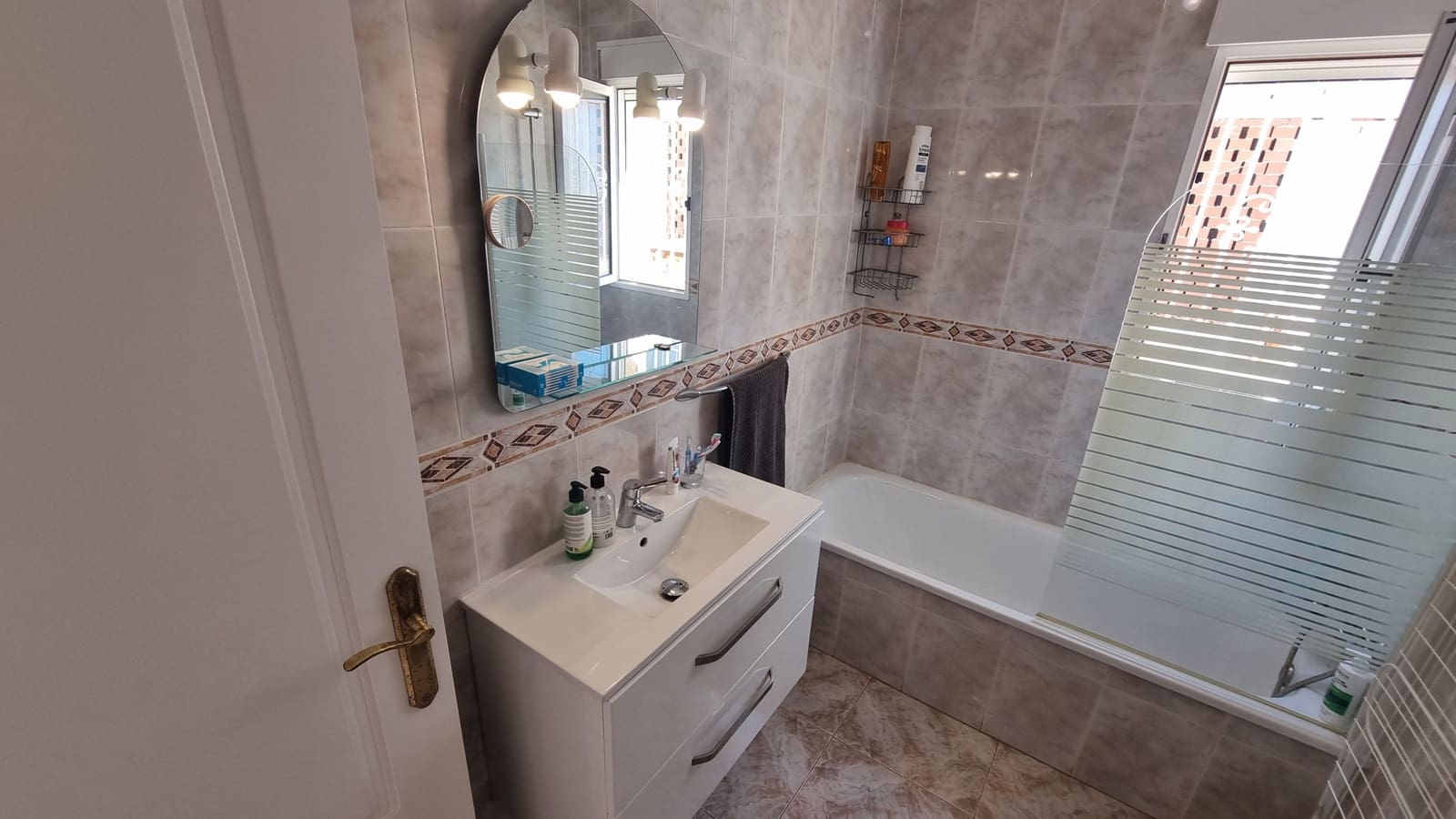 2 bedroom Villa for sale in Ciudad Quesada with pool - € 285,000 (Ref: 9844909)