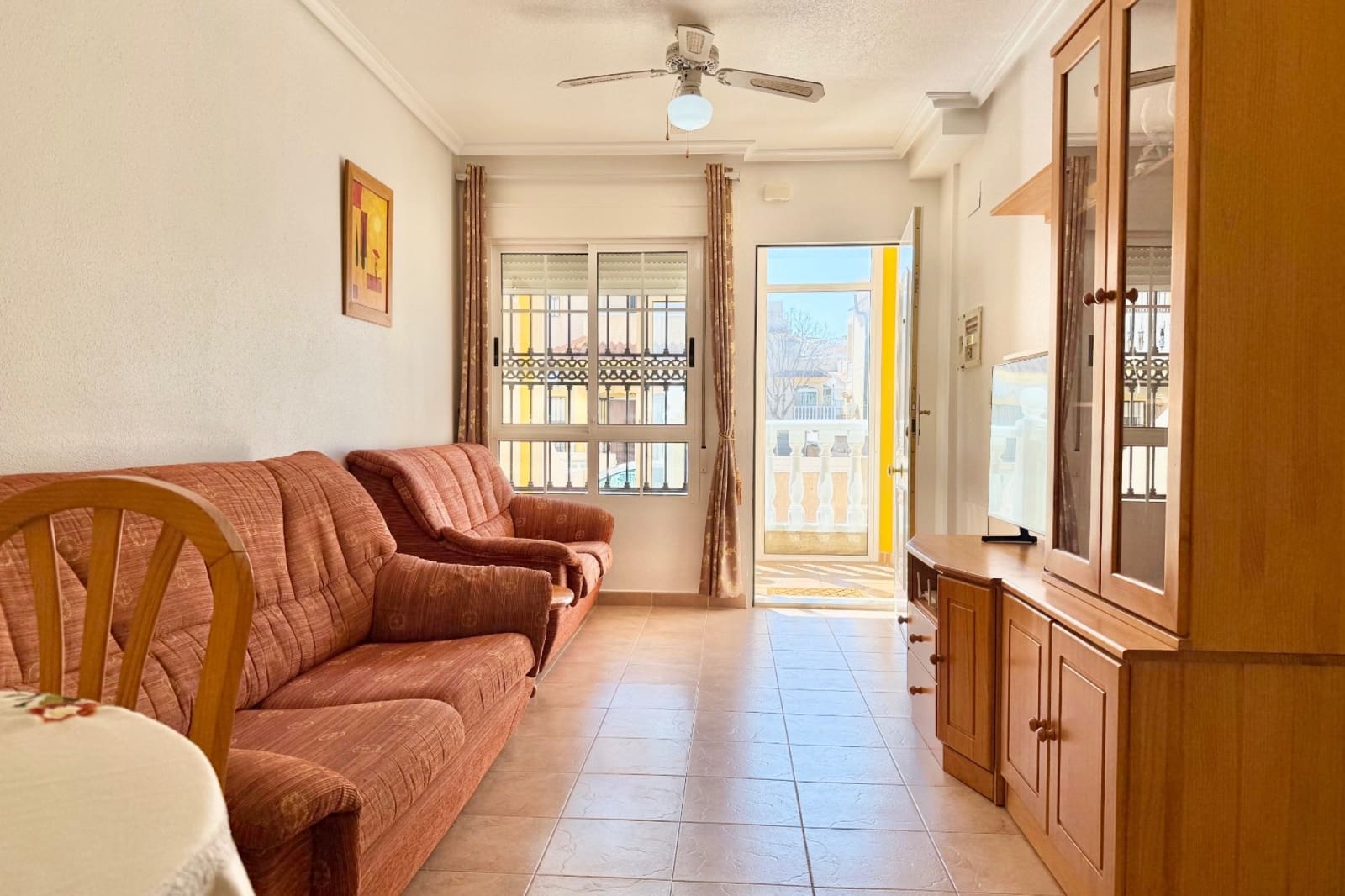 Chalet de 3 habitaciones en Guardamar del Segura en venta con piscina garaje - 185.000 € (Ref: 9844910)