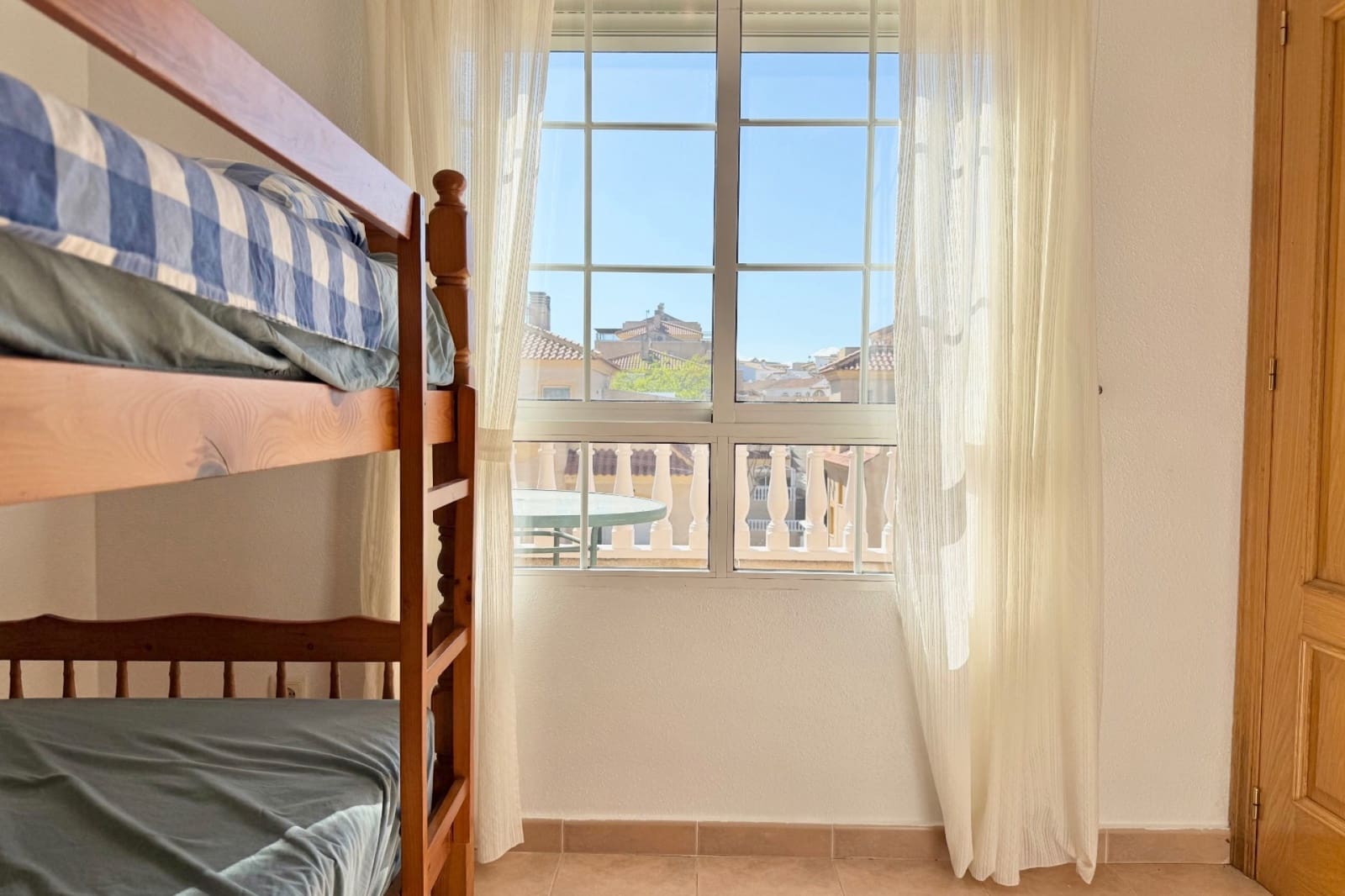 Chalet de 3 habitaciones en Guardamar del Segura en venta con piscina garaje - 185.000 € (Ref: 9844910)